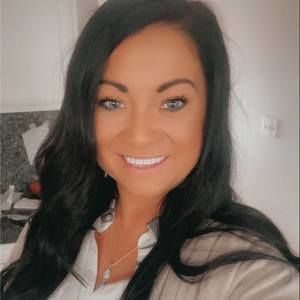 Meet your Posher, Bekah